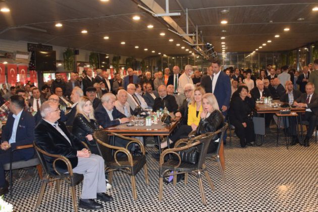 “ADALET VE KALKINMA PARTİLİLER PANİKLEMİŞ DURUMDA”