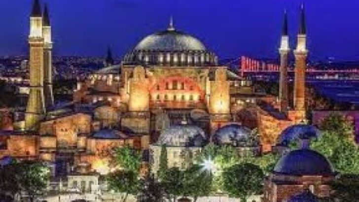 Türkiye’yi değil dünyayı geziyoruz’
