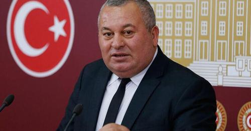 Her gün senin değişen fikirlerinle mi boğuşacağız