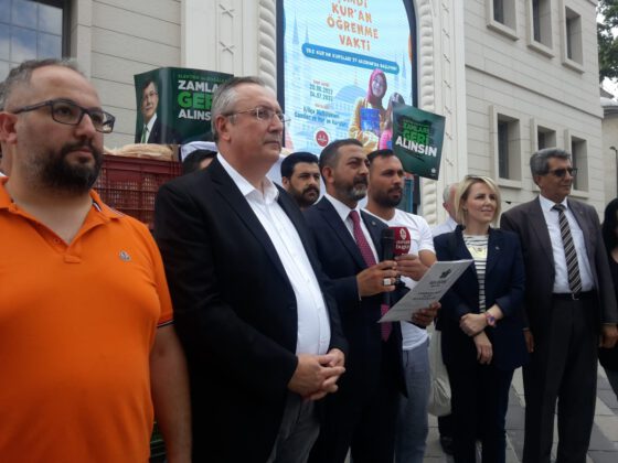 Eskiden ekmek aslanın ağzında denirdi, simdi ise aslan bile aç!
