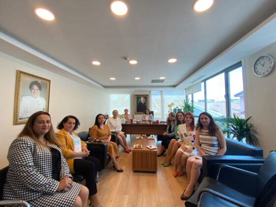 TDP’Lİ KADINLARDAN İYİ PARTİYE  ZİYARET