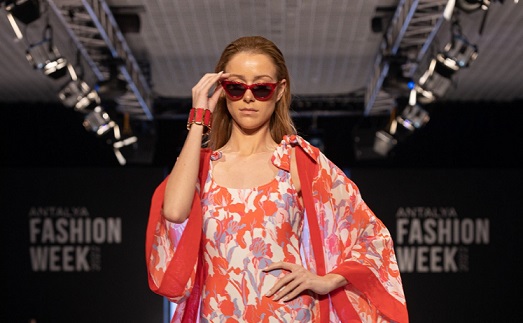 5. ANTALYA FASHION WEEK 2022 İLE  ANTALYA’DA MODA RÜZGARI ESTİ