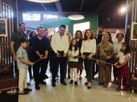 Minik Ressam Azra Saka İlk Kişisel Resim Sergisini Açtı