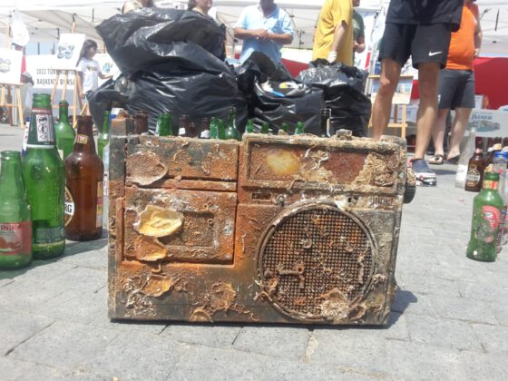 Çevreni Kirletirsen Yarınlarını Güvence Altına Alamazsın!