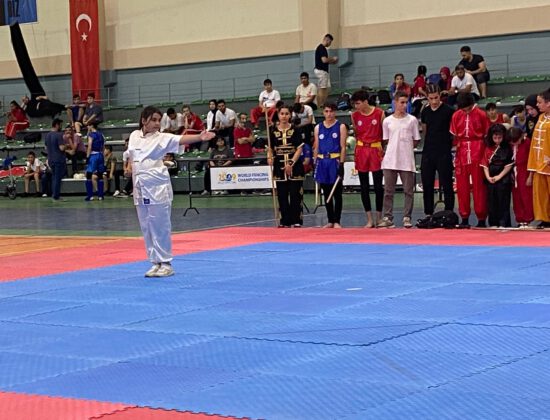 BURSA WUSHU KUNGFU FETİH KUPASI MÜSABAKALARI İLE  GÖZ DOLDURDU
