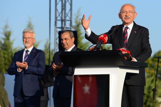 Lozan Barış Antlaşması’nın 99.yılında Rumeli ve Balkan göçmenleri Nilüfer’de buluştu  Kılıçdaroğlu, Lozan’ın önemine vurgu yaptı