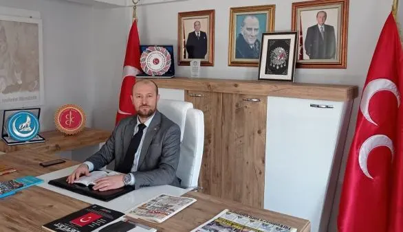 İşbilmeyen Mudanya Belediye Başkanı geçen sene sadece iki kalemde yaklaşık 2 milyon lirayı anketlere ve saksılara gömdü
