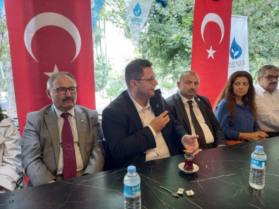 Belediyelerin öz varlıklarını müflis tüccar gibi arazi ve mülk satmasına karşıyız!