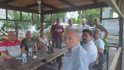 Bursa Mudanya’da 15 yabancı uyruklu kişi site sakinlerini darp etti.