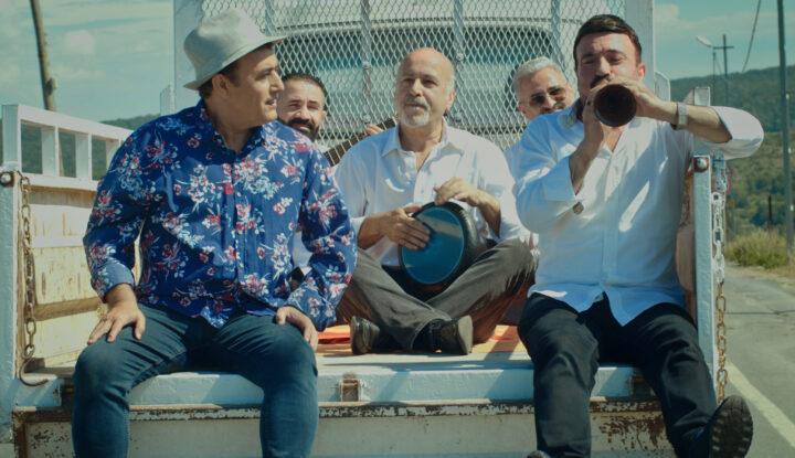 Tuncer halaya “Deli” ile devam diyor