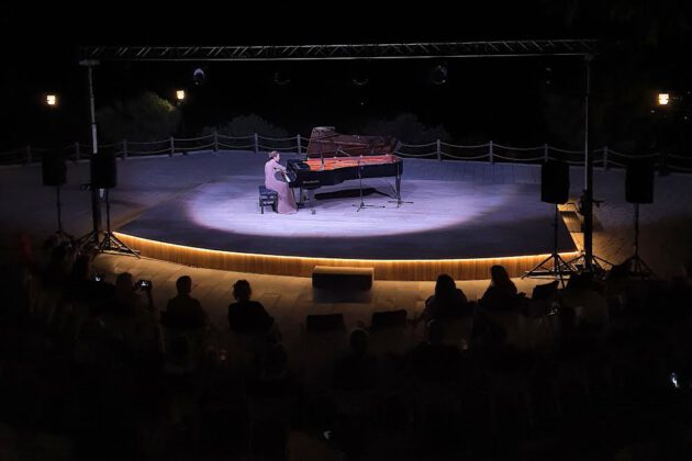 Makedonyalı Danica Stojanova Zefirya’da konser verdi
