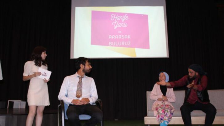 Güldürürken sosyal konulara parmak bastılar!