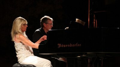 Murray McLachlan & Kathryn Page İkilisi Gümüşlük’te