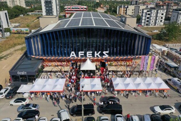 Afeks’e görkemli açılış   Afeks’ten Bursa’ya dev mağaza