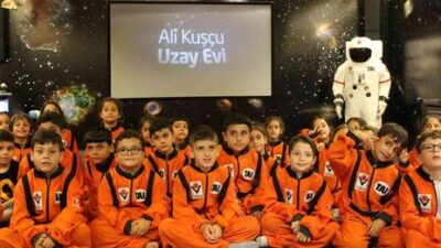Uzay eğitimleri başladı! Tüm Türkiye’den kayıt alınıyor