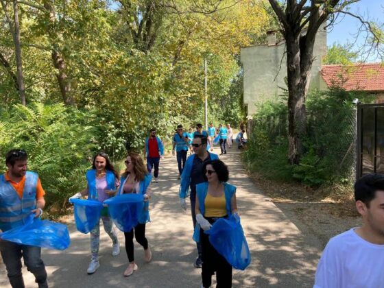 Misi Köyü’nde “Temiz Çevre Temiz Siyaset” diyerek DEVA oldular.