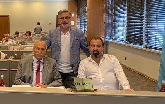 İYİ YILDIRIM MECLİS; SOBAYLA ISINAN OKUL!