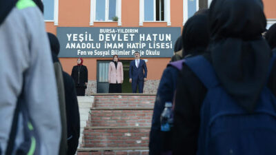 YILDIRIM’DA HAFTANIN İLK MESAİ SAATİ ÖĞRENCİLERİN