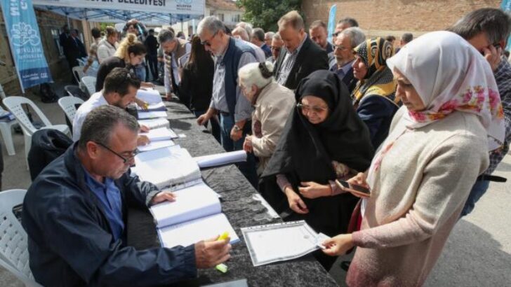 DOĞANKÖY’DE HAK SAHİPLERİ TAPULARINA KAVUŞTU