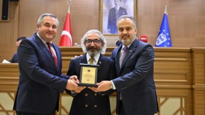 Ayın vatandaşı ödülü  Dr. Hüsamettin Olgun’a
