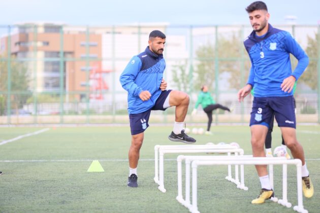 Bursa Yıldırımsporumuz’da Efeler 09 mesaisi başladı