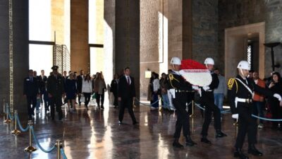 EGİAD Anıtkabir’de Atatürk’ün Huzurunda