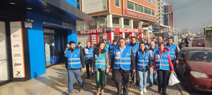 DEVA BURSA; KİM BU MAVİ YELEKLİLER ?