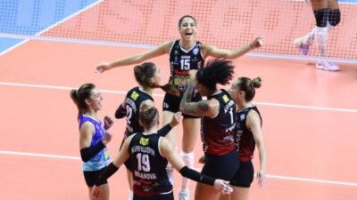 NİLÜFER’İN SULTANLARI GALATASARAY’I DEPLASMANDA DEVİRDİ