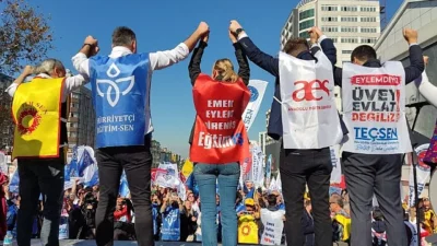 Öğretmenlerden Eğitime Ara! Bursa’daki Eyleme HDP Desteği Düşündürdü!