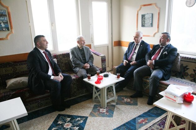 Yener Acar’a Saadet’ten Ziyaret! Saadet Bursa’dan Geniş Kapsamlı Atak!