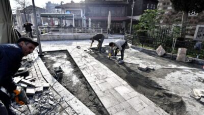 Abdal Camii Çevresinde Zemin Yenileniyor