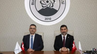 BTÜ’DE DEVİR TESLİM TÖRENİ GERÇEKLEŞTİ