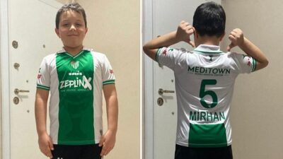 Bursaspor Sevdalısı İsmail Amca Sözünü Tuttu! Forma Minik Bedene Çok Yakıştı!