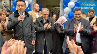 Bursa’da İlk Kez! DEVA Osmangazi’den Emek’te Mahalle Temsilciliği Tadında Seçim Ofisi!