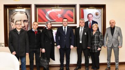 Hak Ve Adalet Partisi Bursa Heyeti Mustafakemalpaşa Belediye Başkanı Mehmet Kanar’a Ziyaret