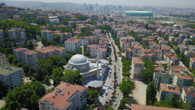 Çalışkan Muhtar Mahallenin İhtiyaçlarını Sosyal Medyaya Taşıdı