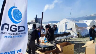 Cansuyu ve Anadolu Gençlik Derneği Deprem Bölgesinde Yaraları Sarıyor
