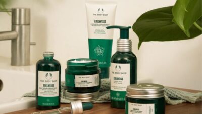 THE BODY SHOP ‘YAŞLANMA KARŞITI’  SÖYLEMİNE VEDA EDİYOR