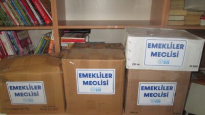 Nilüfer Emekliler Meclisi Depremzede Ailelere Kitap ve Oyuncak Gönderdi!