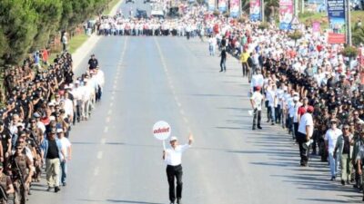 CHP GENEL BAŞKANI KEMAL KILIÇDAROĞLU ARTIK HALKLARIN UMUDU, ÜLKENİN KURTULUŞ VE SAYGINLIĞININ BEKLENEN LİDERİ OLMUŞTUR.