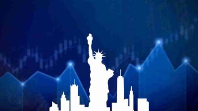 Eaton Borsadaki 100. Yılını Kutlamak için New York Menkul Kıymetler Borsası (NYSE) Açılış Zilini Çaldı