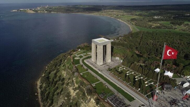 Çanakkale Savaşları ve Gelibolu Tarihi Alan Başkanı İsmail Kaşdemir’in Atatürk alerjisi.