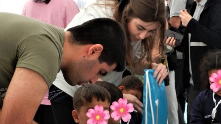 Masdaf, Hataylı Depremzede Çocukların Yüzünü Güldürdü