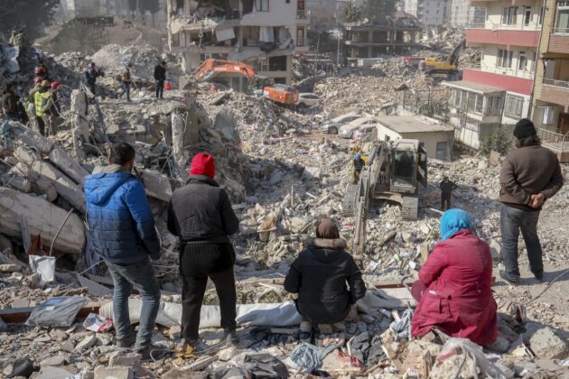 Depremden Etkilenen İşçilere Yapılan Yardımlarda Olumlu Gelişme