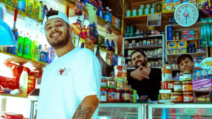 VARHIZ’IN ROMAN DİLİ VE EDEBİYATI SERİSİ ”SEPETCİ” İLE BAŞLIYOR! ROMAN DİLİ VE KÜLTÜRÜYLE HARMANLANMIŞ BİR RAP ŞARKISI: SEPETCİ!