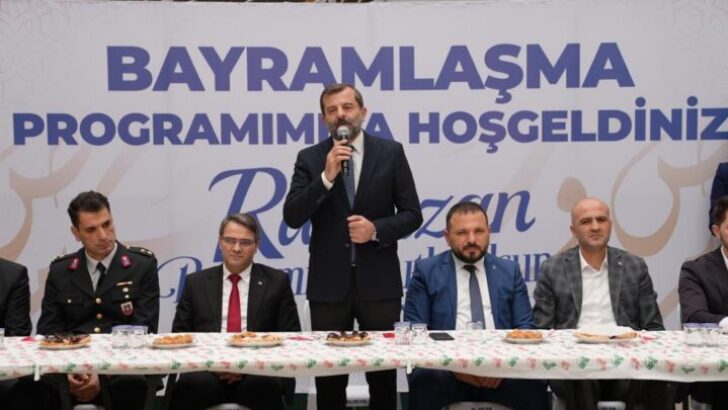 GÜRSU’DA BİRLİK DOLU BAYRAMLAŞMA TÖRENİ