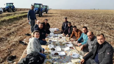 10 bin hektarda tarım yapan Şanlıurfalı kadın çiftçi Nazan Odabaşı’ndan acil mazot ve gübre desteği çağrısı!