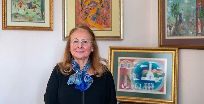 GELENEKTEN GELECEĞE BİR SANAT YAŞAMI: Ressam Ruhsar Özerin yeni kitabı ”Musavvirname” okurları ile buluşuyor