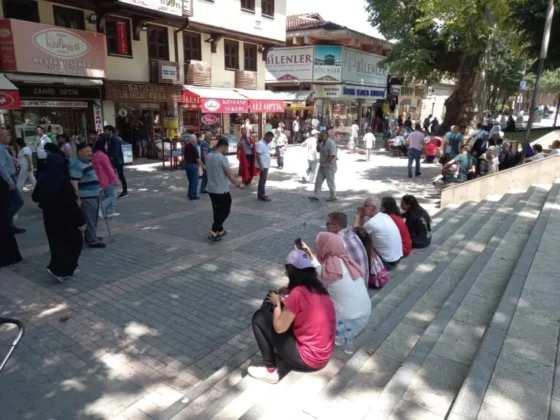 Avludaki Çakma Bank ve Taciz Olayında Zabıta Baskının Arkasında “Çekmecede Unutulan Cezalar mı” Var!