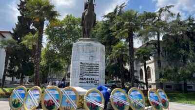 Lozan’ın bitmesini bekleyenler, tartışmaya açanlar Türkiye Cumhuriyeti’ni yeniden Sevr’e mahkûm etmek isteyenlerdir